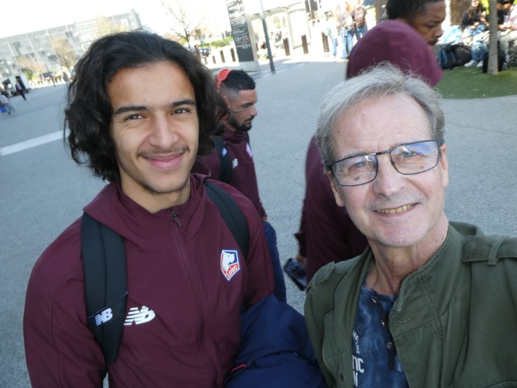 Lire la suite à propos de l’article FOOTBALL : LE TRANSFERT DU JOUR.