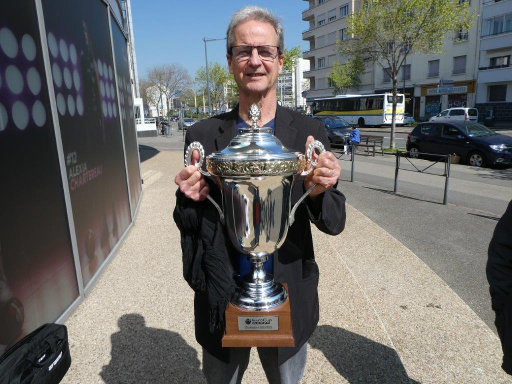 Lire la suite à propos de l’article LE TROPHEE DE LA COUPE D&rsquo;EUROPE.