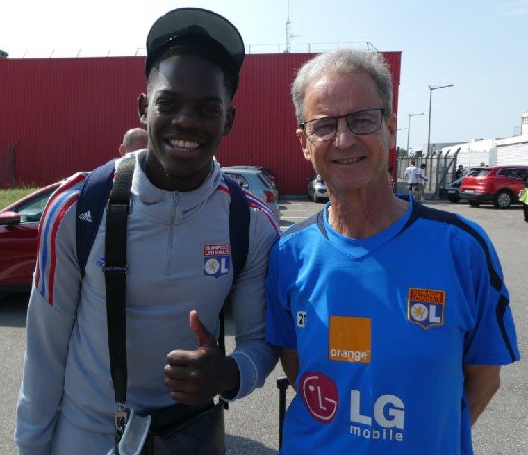 Lire la suite à propos de l’article CASTELLO LUKEBA AU RB LEIPZIG.