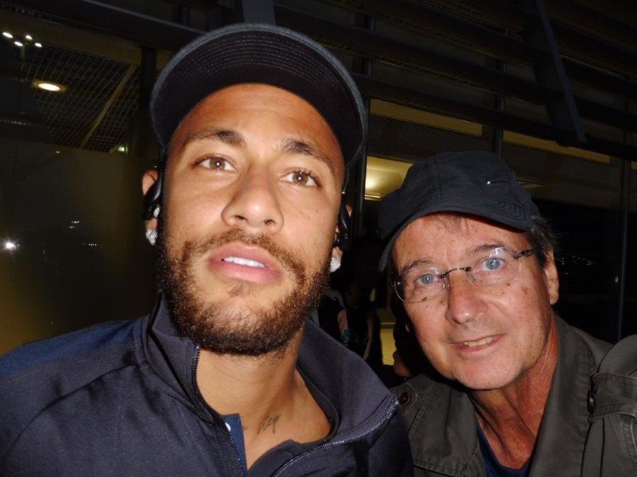 Lire la suite à propos de l’article NEYMAR VERS AL-HILAL.