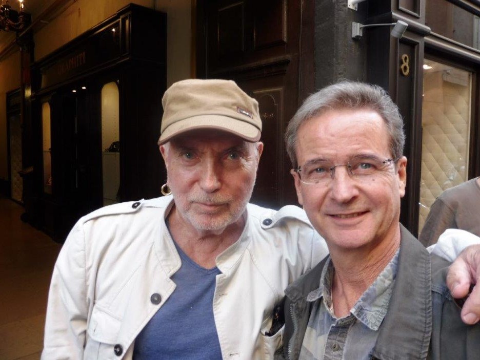 Lire la suite à propos de l’article COLLECTOR DU SHOW-BIZ.