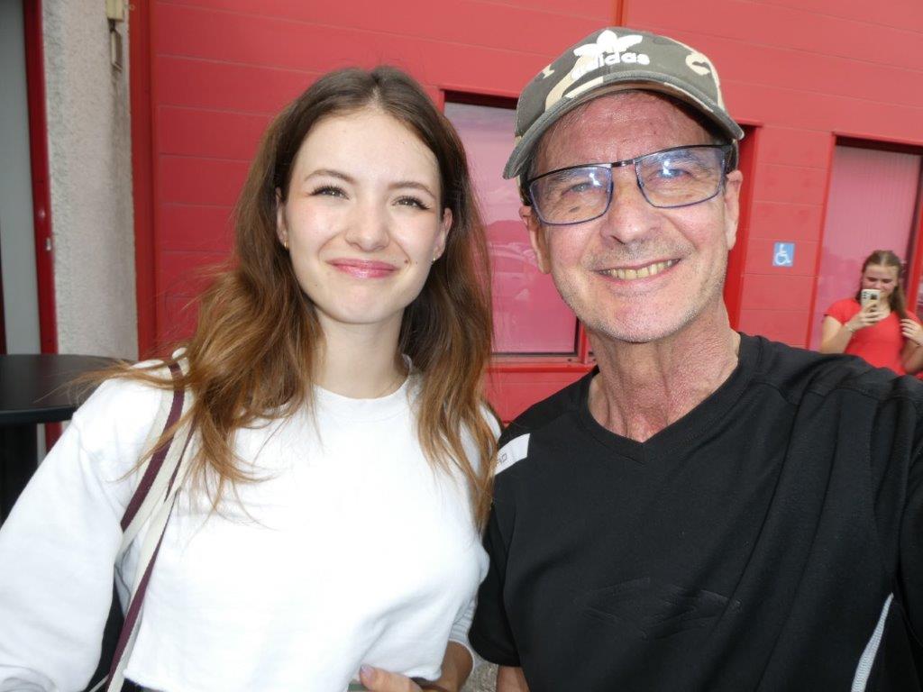 Lire la suite à propos de l’article DANSE AVEC LES STARS (SUITE ).