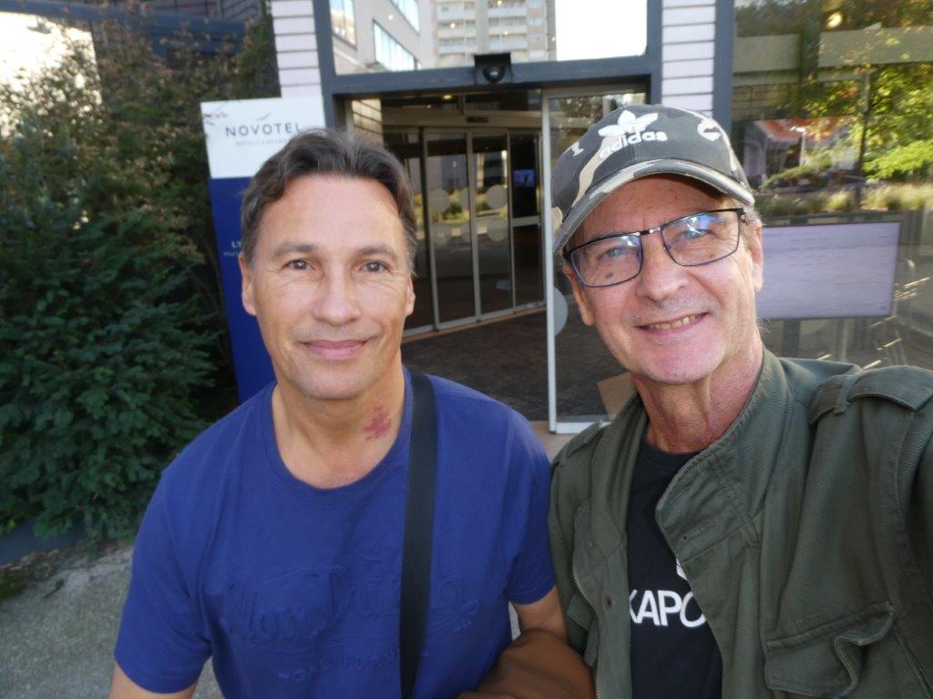 Lire la suite à propos de l’article WORLDS APART A LYON.