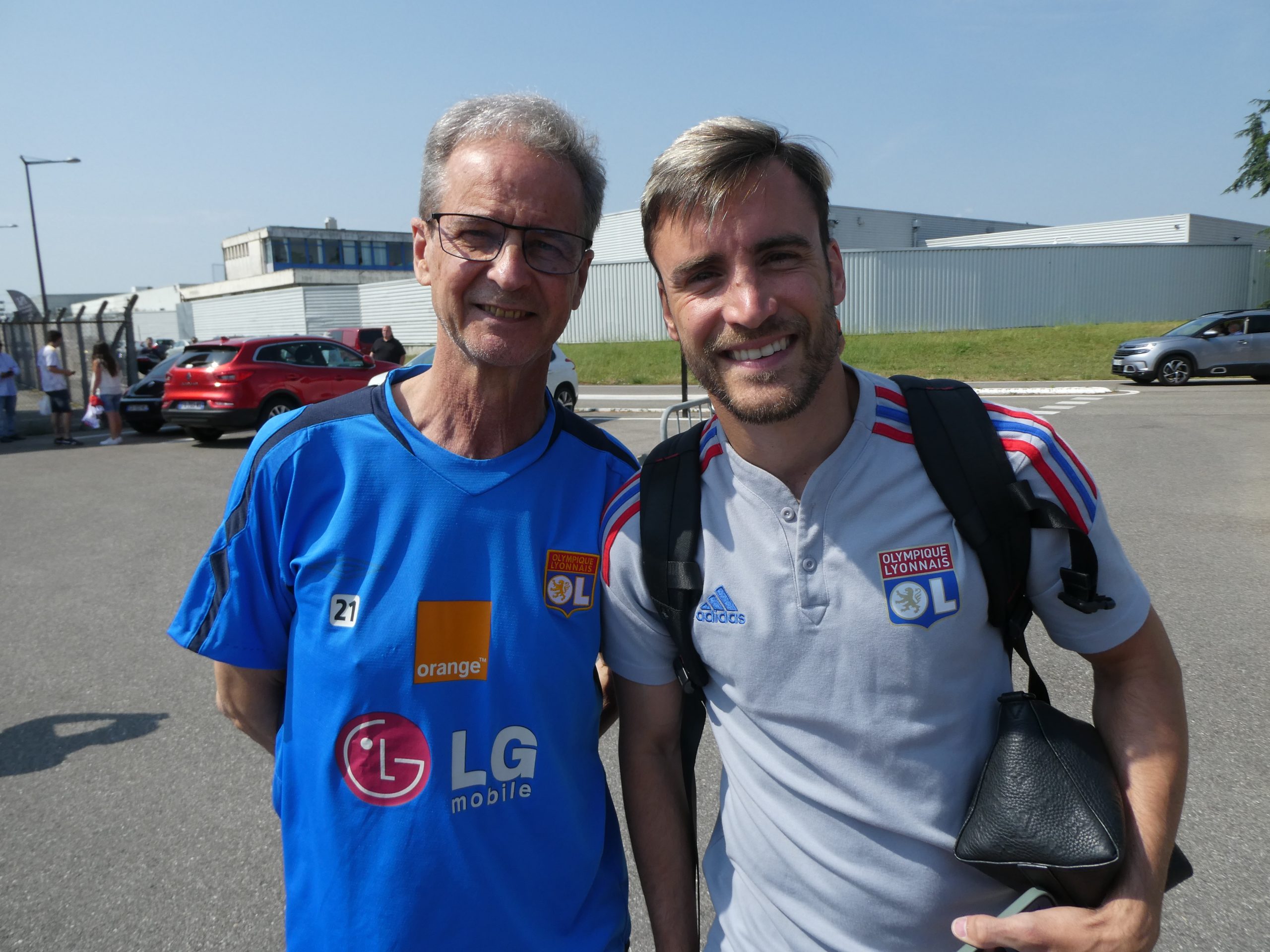 Lire la suite à propos de l’article FOOTBALL : MERCATO  » ETE  » 2025/2026 de L&rsquo;OL.