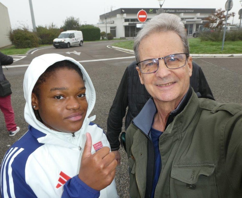 Lire la suite à propos de l’article FOOTBALL : MATCH AMICAL  » OL LYONNES « .