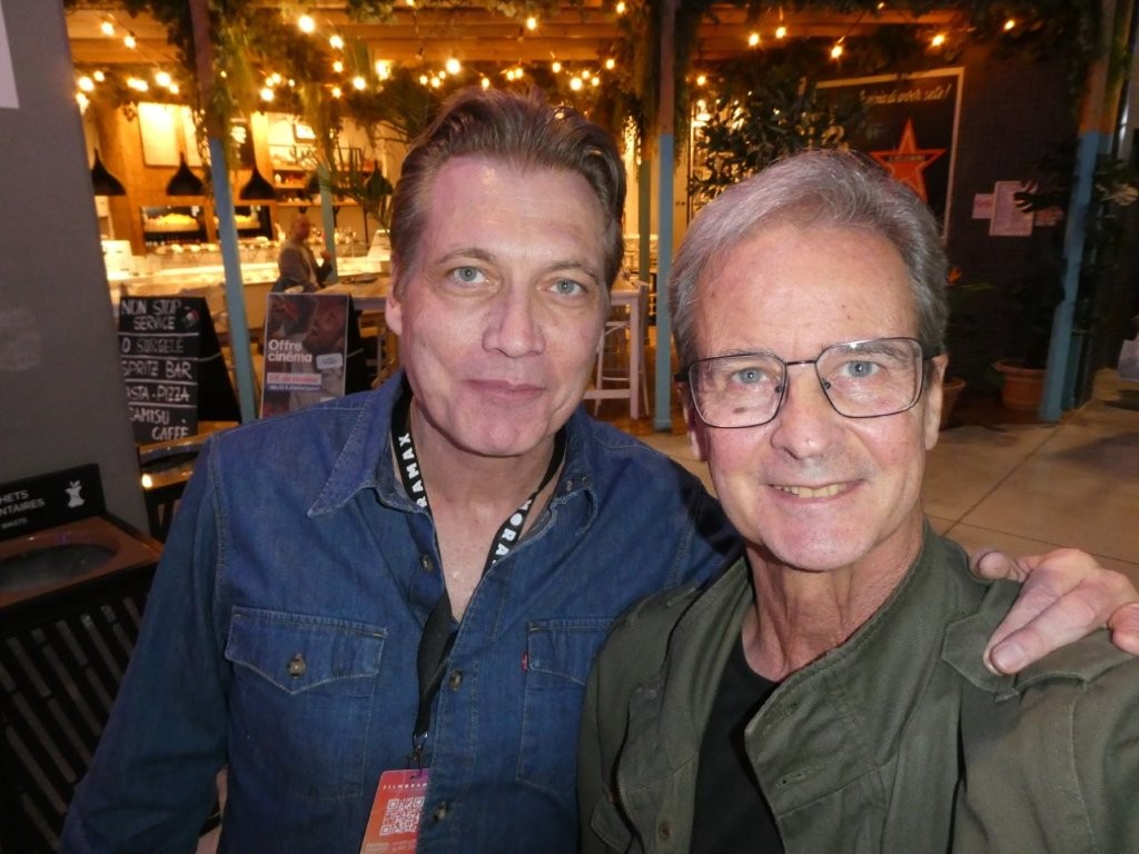 Lire la suite à propos de l’article HOLT McCALLANY A LYON.