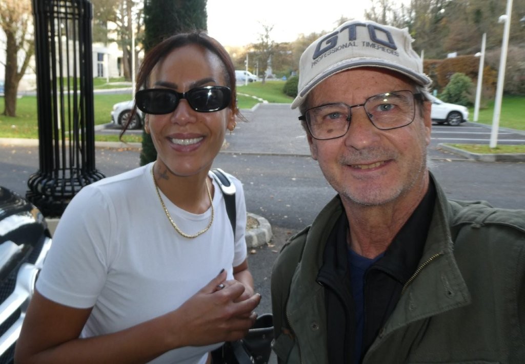 Lire la suite à propos de l’article AMEL BENT A LYON.