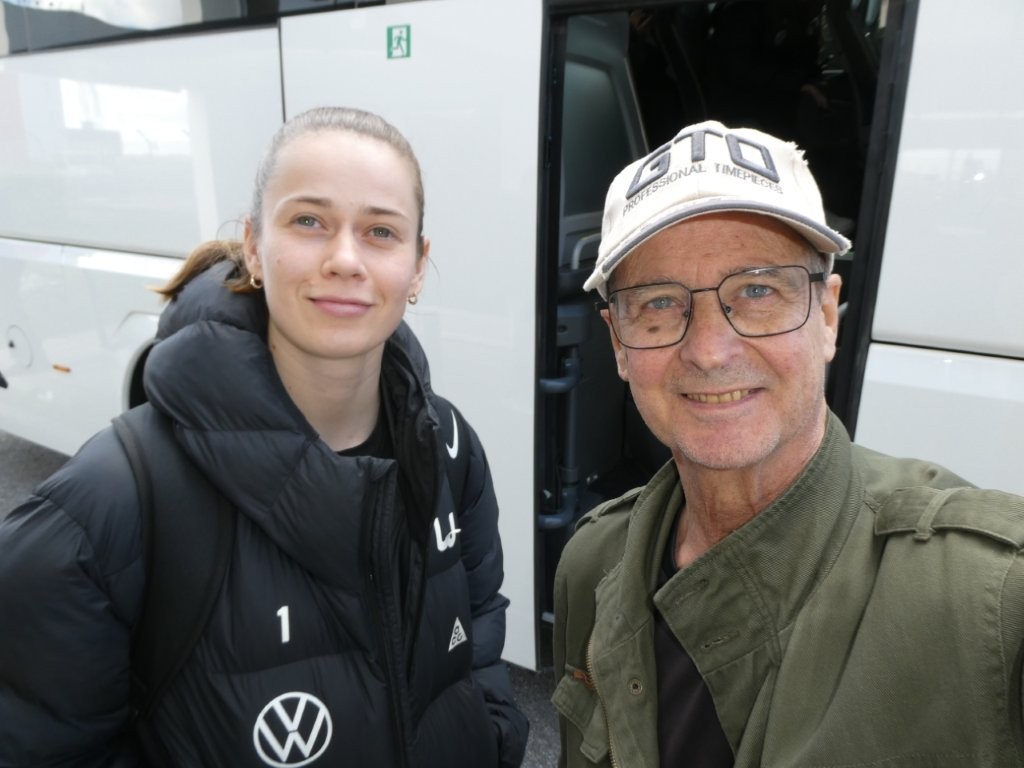 Lire la suite à propos de l’article FOOTBALL : LIGUE DES CHAMPIONS (F) – MATCH RETOUR.