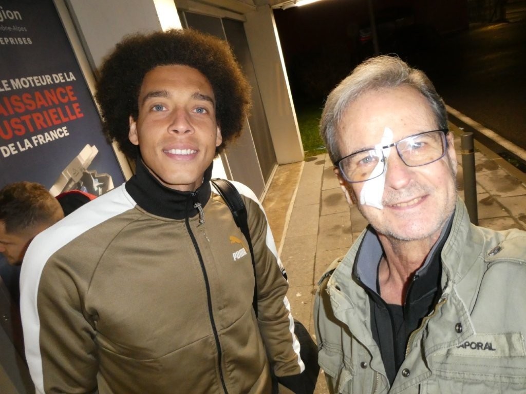 Lire la suite à propos de l’article FOOTBALL : LE TRANSFERT DU JOUR.